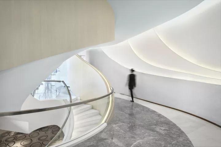 一個讓你仿若穿越時空的科技展廳，展示未來生活形態(tài)插圖(1)